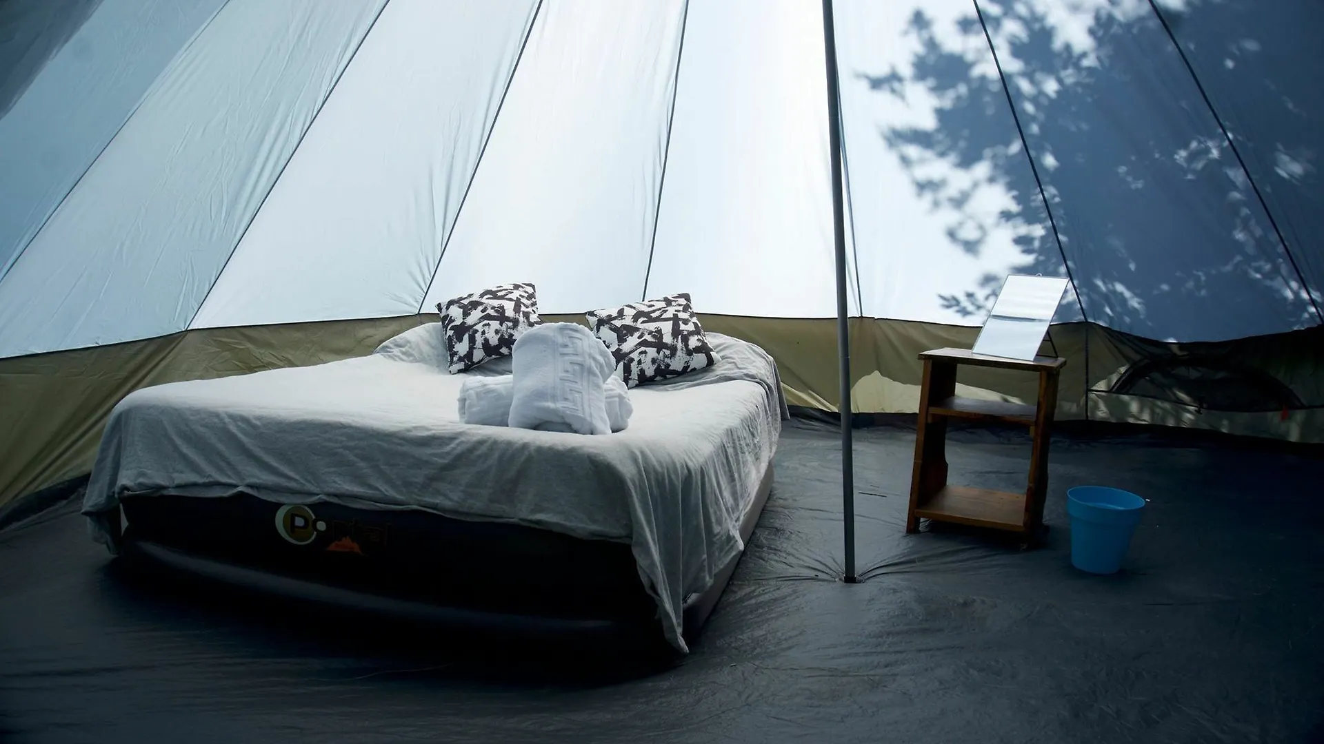 Роскошный шатер Отель Munich Oktoberfest Glamping