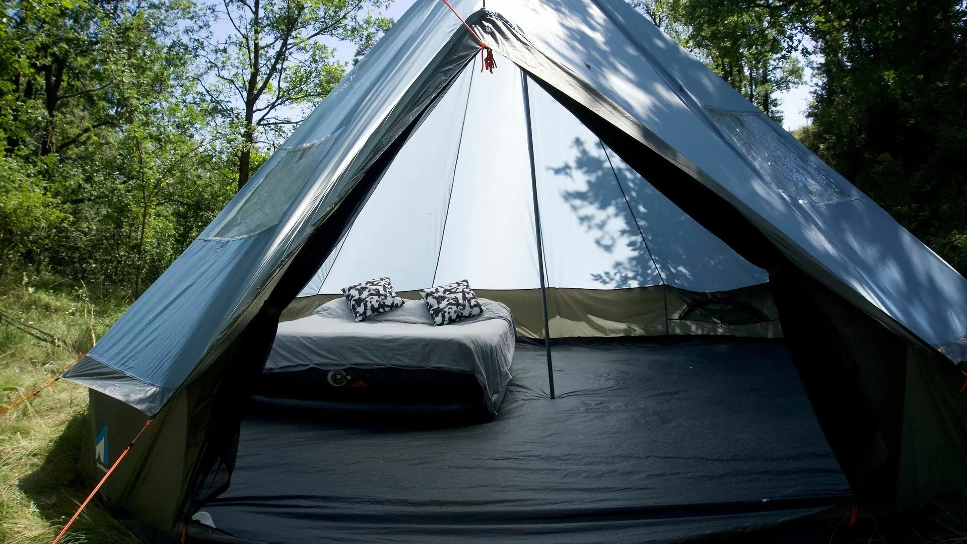 Hotel Munich Oktoberfest Glamping 2*,